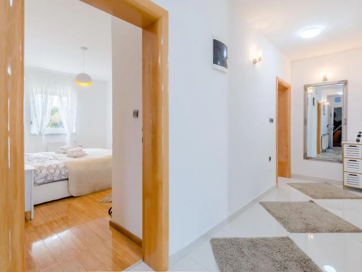 Holiday Home Queen Ahn By Interhome Kastela